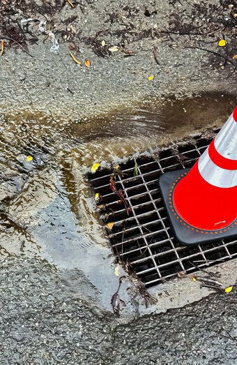 https://blockeddrainstuarthill.com.au/uploads/2025/07/stormwater-drains-60987.jpg